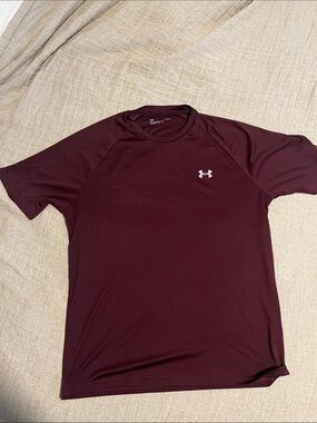 Under Armour Men's Deep Maroon Short Sleeve Performance Tee